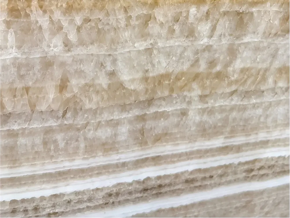 Honey Onyx banded detail