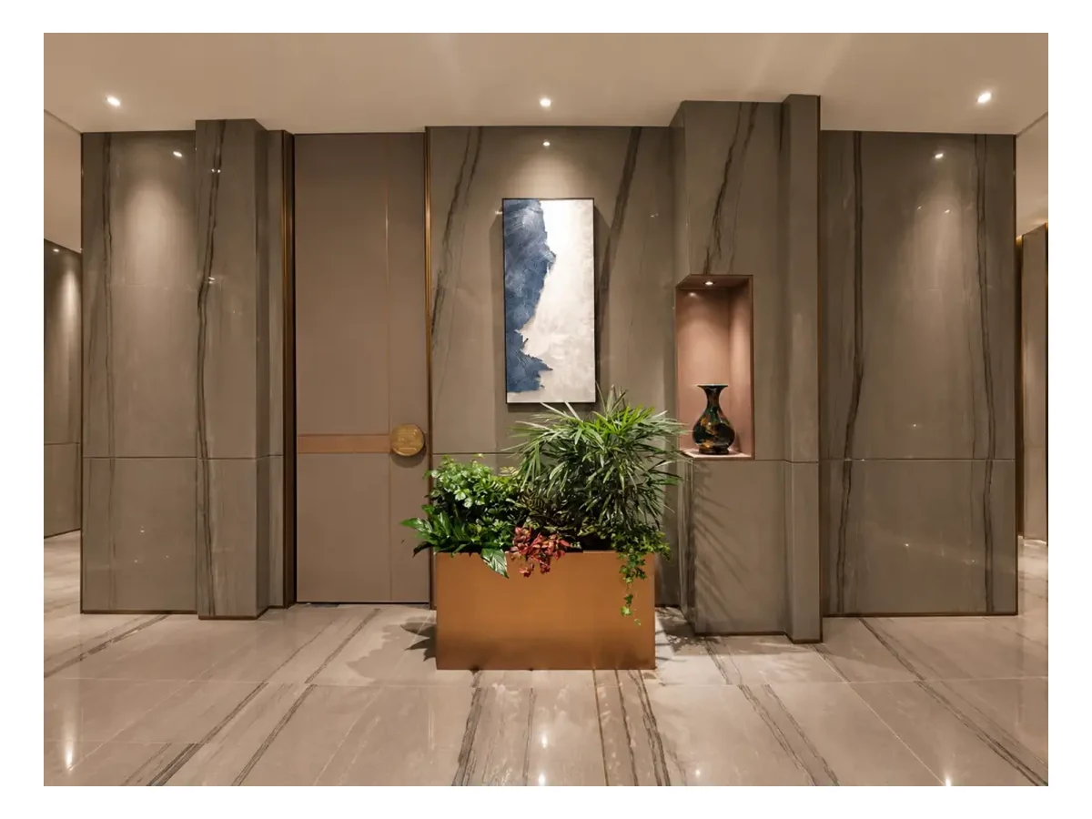 Silver Grey Quartzite Interior Wall Application Silver Grey Quartzite interior wall application
