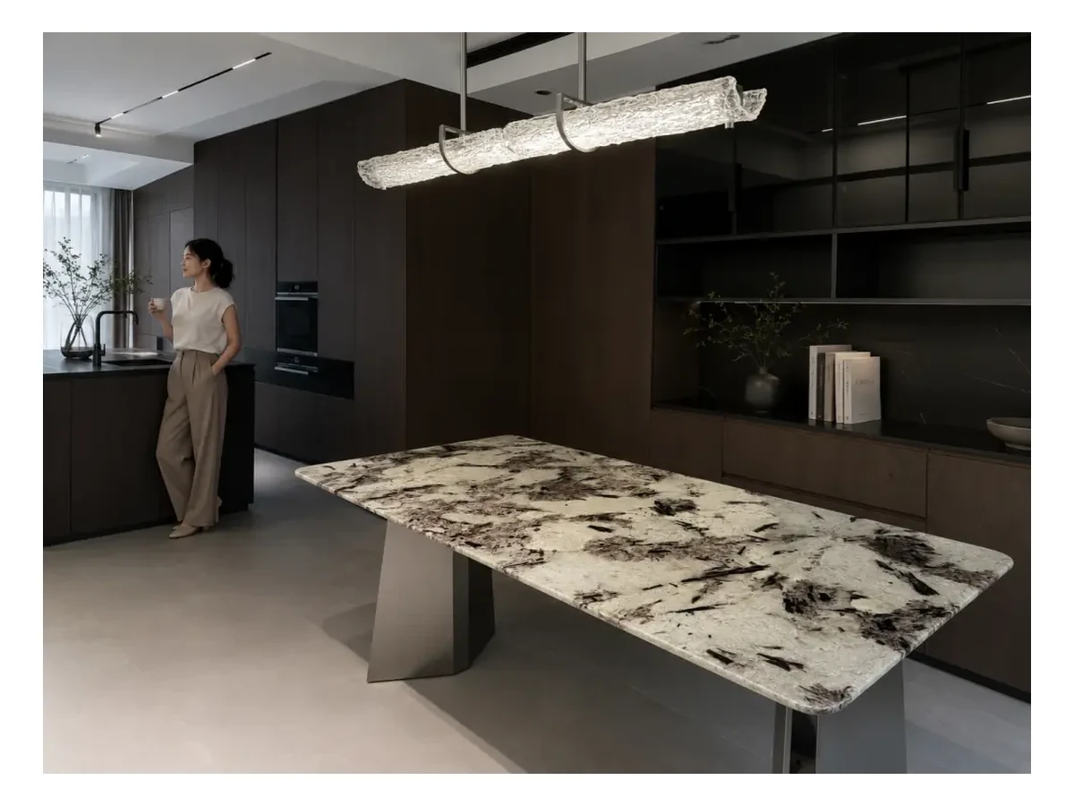 Splendor White Granite Stone Table Application Splendor White Granite stone table application