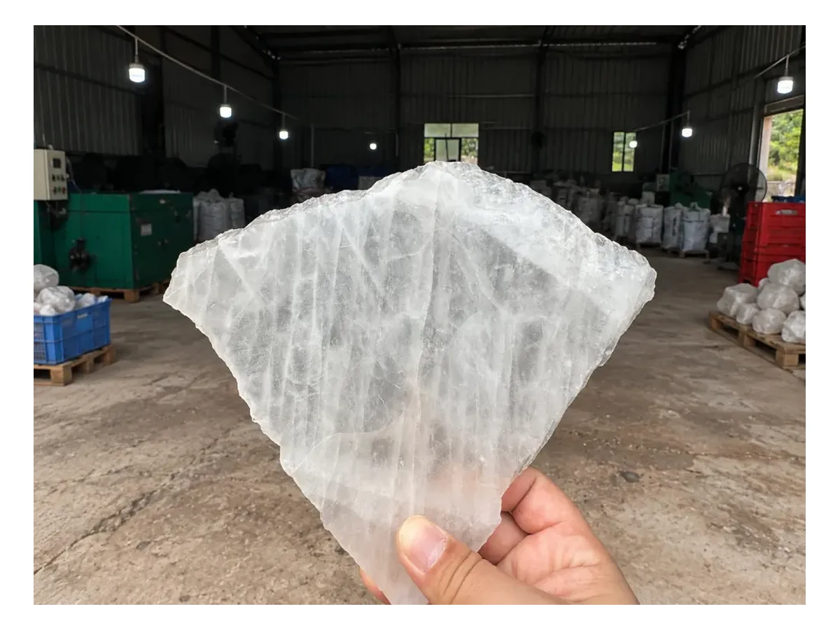 White Agate Semi-precious Stone Natural Stone View White Agate Semi-Precious Stone natural stone view